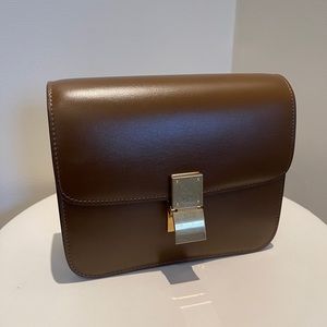 (SOLD) Celine teen classic box in caramel